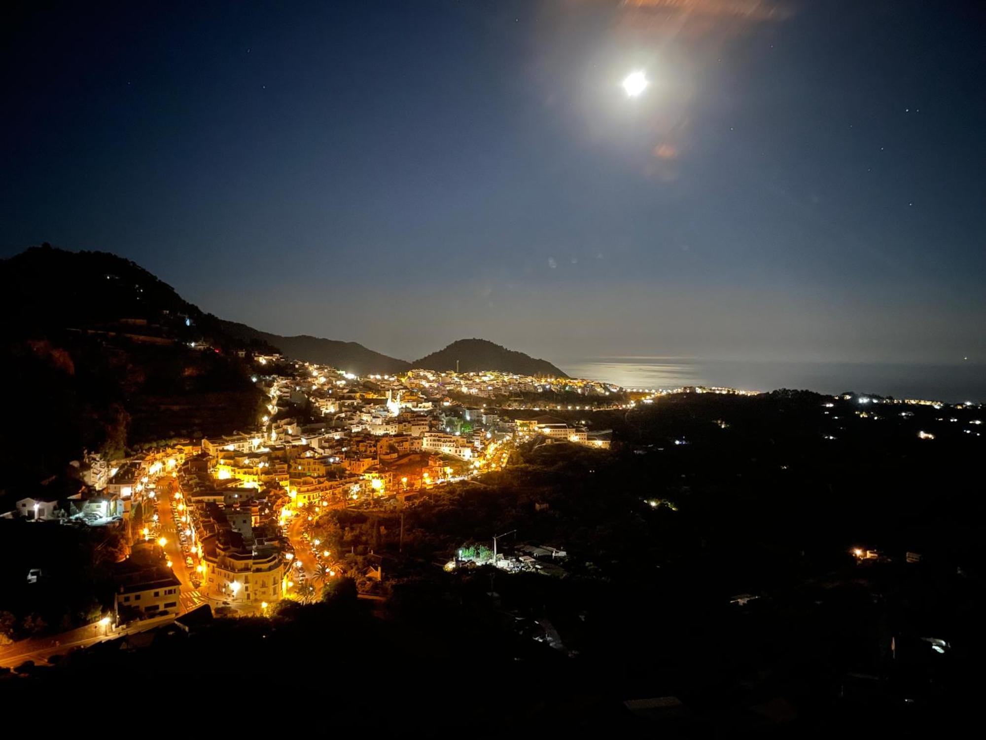 Los Nidos Apartments, Frigiliana Exterior photo